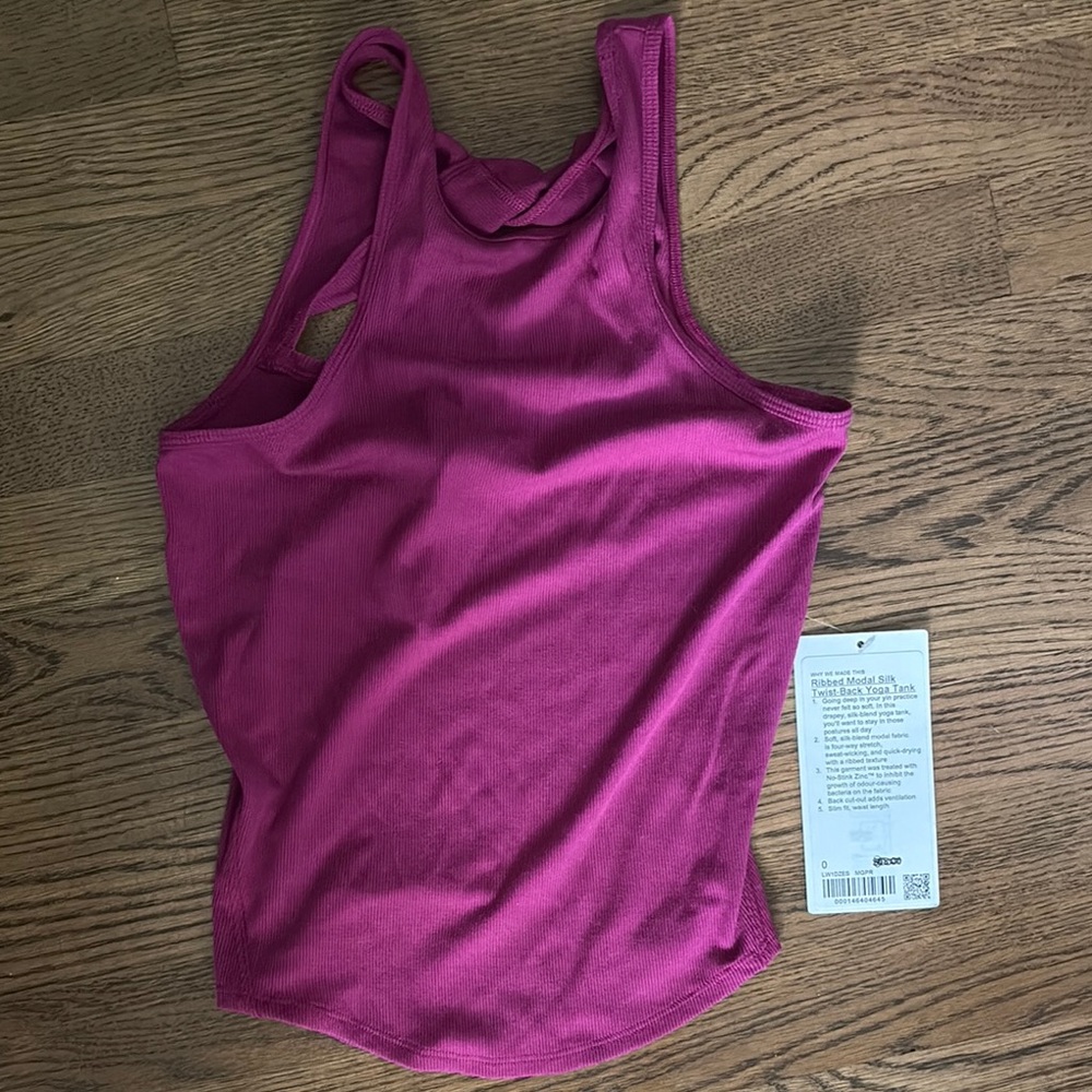 Women's Pink Tank Top Lu Lu lemon tank
